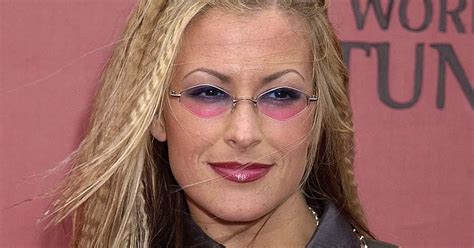 What happened to singer Anastacia